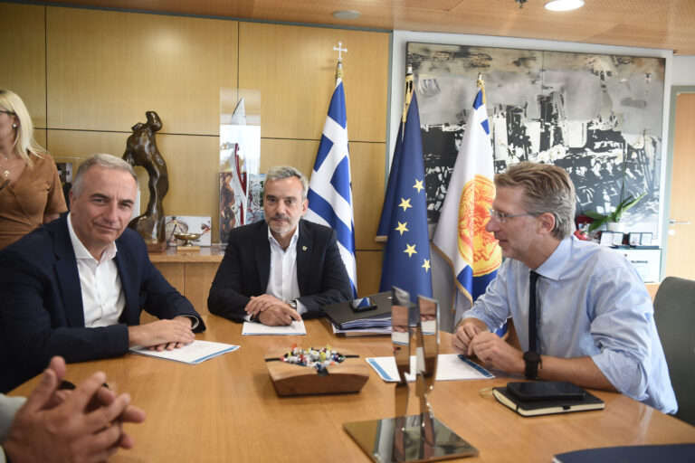 Συνάντηση του Δημάρχου Θεσσαλονίκης Κωνσταντίνου Ζέρβα με τον Υπουργό Επικρατείας Άκη Σκέρτσο – Η Θεσσαλονίκη μετράει επιτυχίες