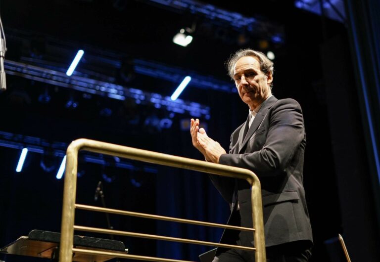 Μάγεψε ο Alexandre Desplat με την Κρατική Ορχήστρα Θεσσαλονίκης – Ονειρικό φινάλε για τα 57α Δημήτρια