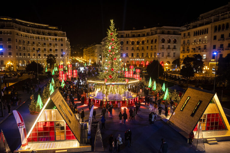 Μαγικά και… χαμηλής ενεργειακής κατανάλωσης τα φετινά Χριστούγεννα στον Δήμο Θεσσαλονίκης