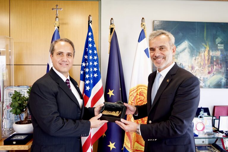 Συνάντηση του Δημάρχου Θεσσαλονίκης Κωνσταντίνου Ζέρβα με τον νέο Γενικό Πρόξενο των ΗΠΑ στη Θεσσαλονίκη Τζέρι Ίσμαηλ