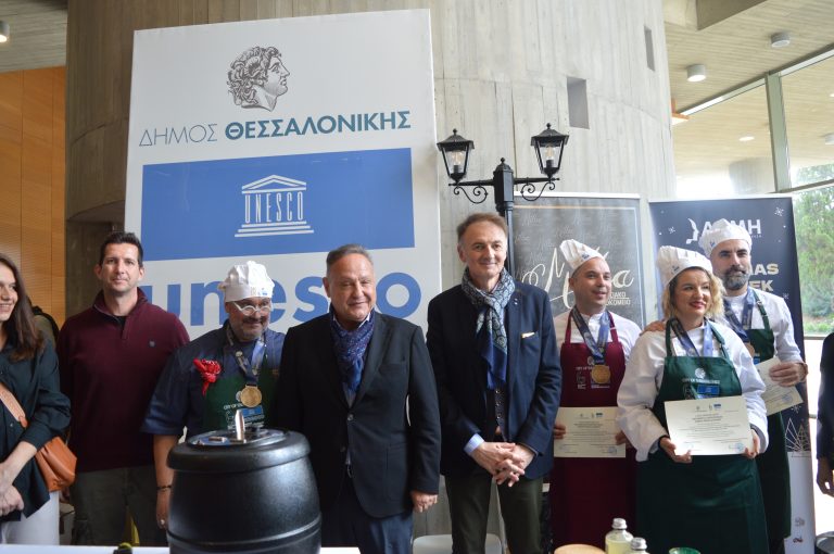 Με ρεκόρ επισκεπτών η Χριστουγεννιάτικη Γαστρονομική Αγορά στο Δημαρχείο Θεσσαλονίκης